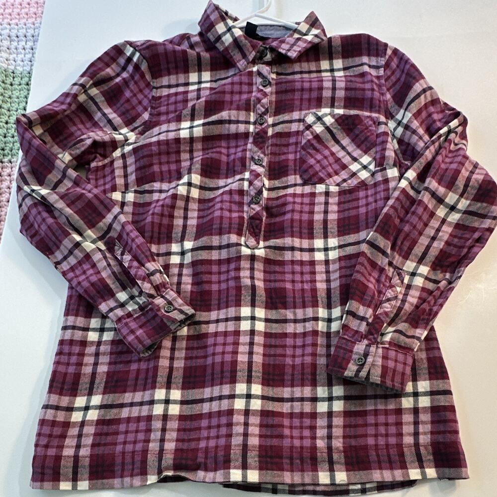 Lands' End Women's Medium Flannel Shirt Lumberjill soft Purple slightly fitted
